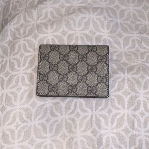 Authentic Gucci 2018 GG Supreme Card Case